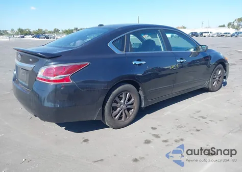 2015 Nissan Altima 2.5 S from USA, damaged, VIN 1N4AL3AP0FC581862